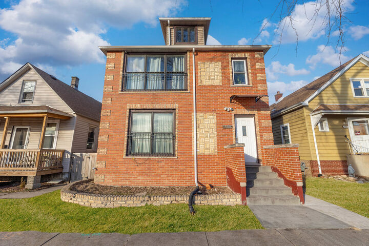 Property Photo: 7508 W 59th Street IL 60501