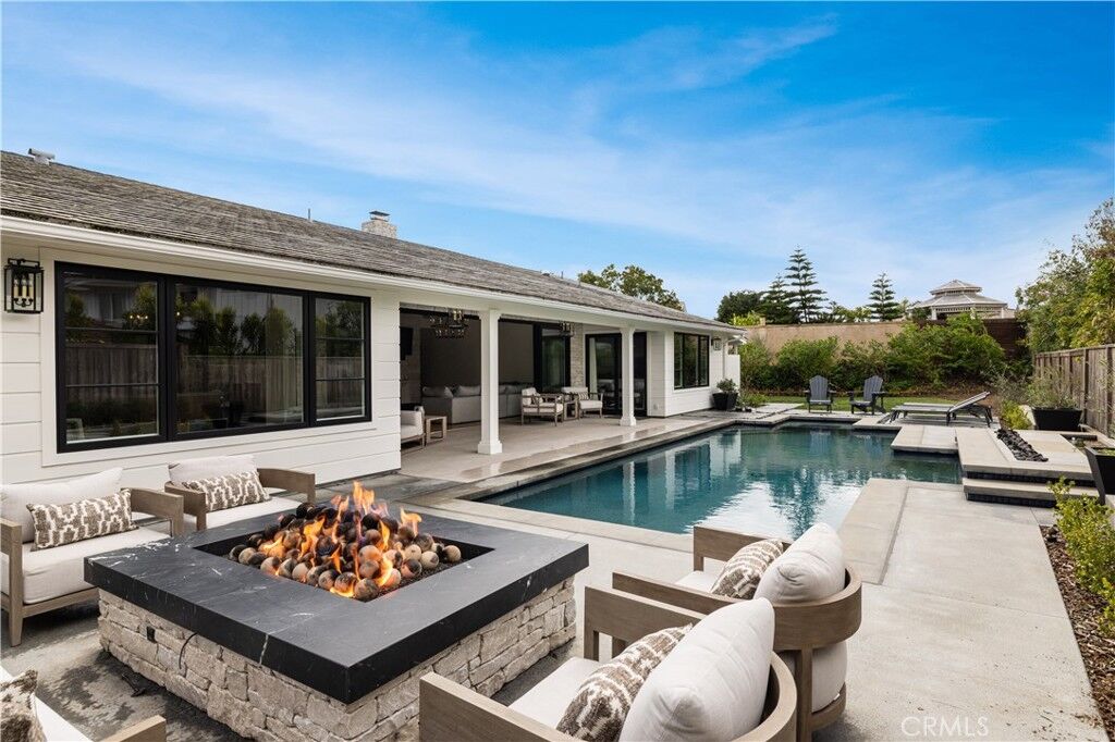 Property Photo:  1 San Martin Way  CA 92625 