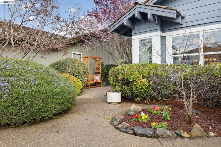 Property Photo:  30 Sea Brg  CA 94502 