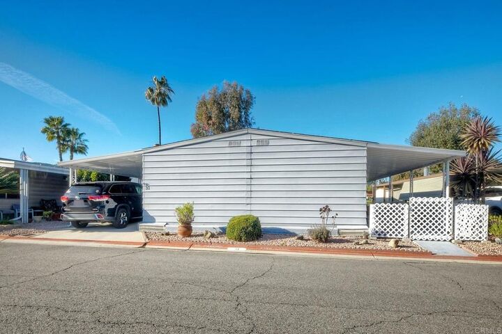 Property Photo:  2250 N Broadway 31  CA 92026 