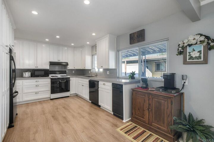 Property Photo:  2250 N Broadway 31  CA 92026 