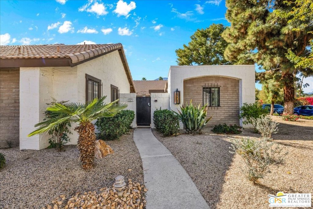 Property Photo:  2247 Miramonte Circle C  CA 92264 