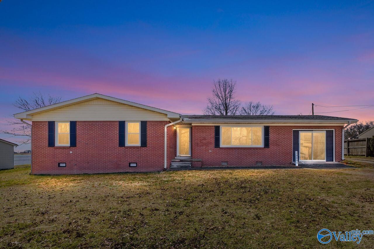 Property Photo:  19948 Huntsville Brownsferry Road  AL 35671 