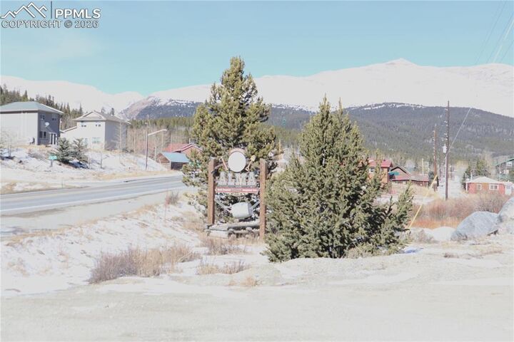 Property Photo:  1480 Roberts Road  CO 80440 