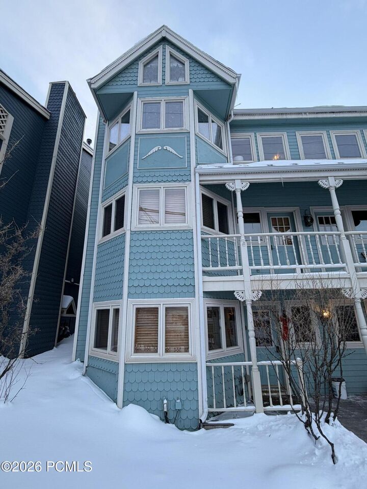 Property Photo: 609 Park Avenue 3 UT 84060