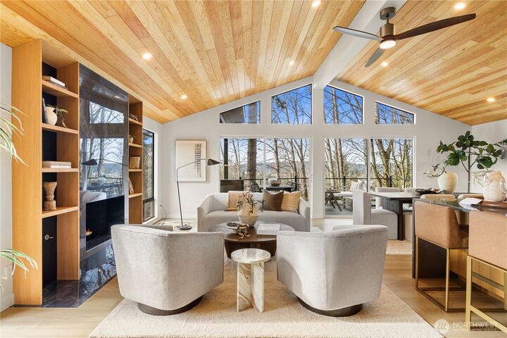 Property Photo: 7036 NE 161st Street WA 98028