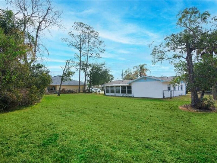 Property Photo:  1 Westcliffe Lane  FL 32164 