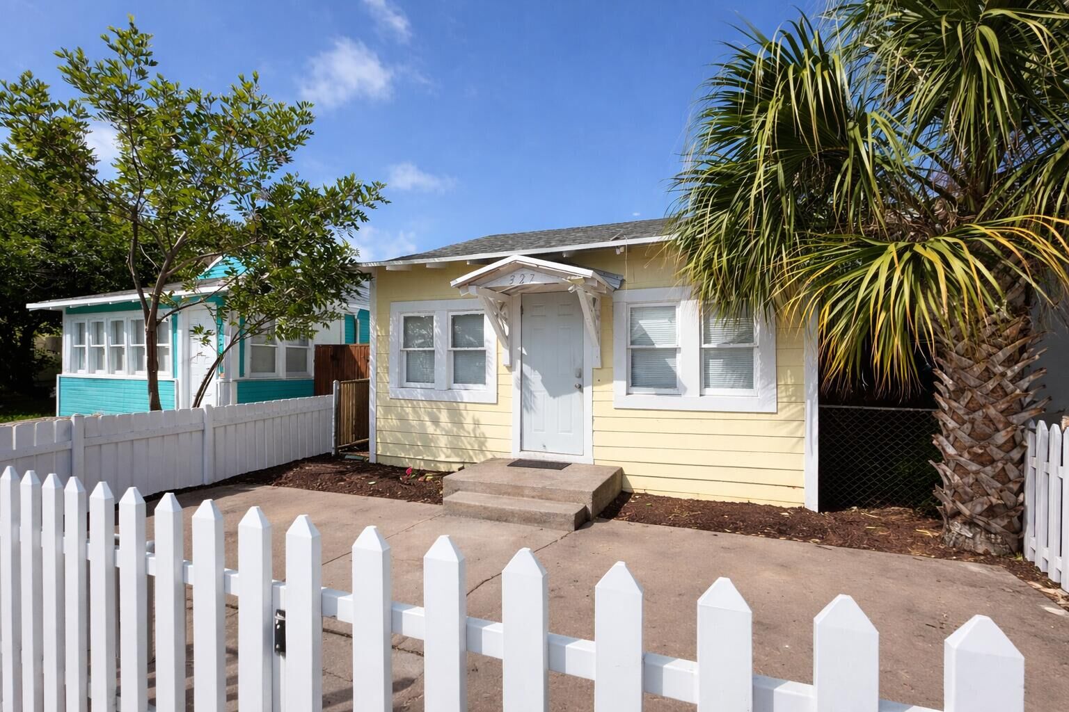Property Photo: 327 S L Street FL 33460