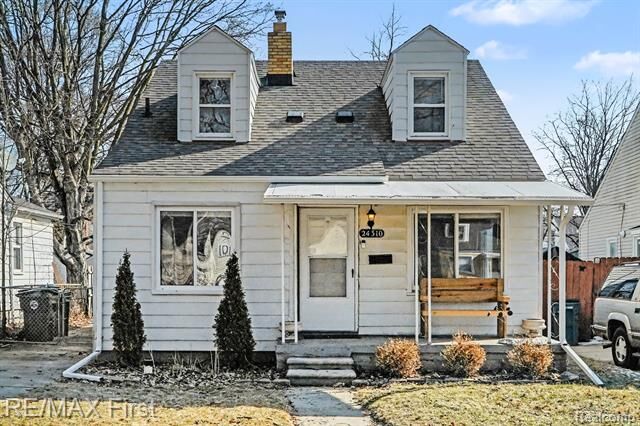 Property Photo:  24310 Kipling Street  MI 48237 