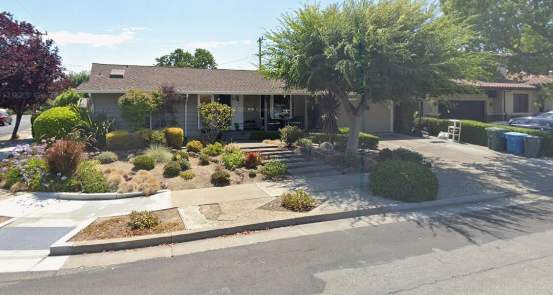 Property Photo: 10390 Pineville Avenue CA 95014