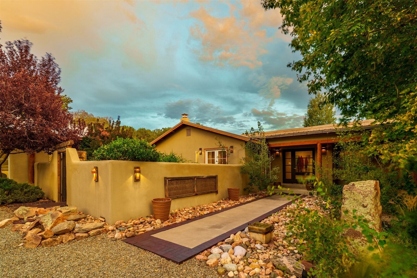 Property Photo: 10 Sabina Lane NM 87508