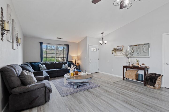 Property Photo: 1110 Grouse Drive CA 96003