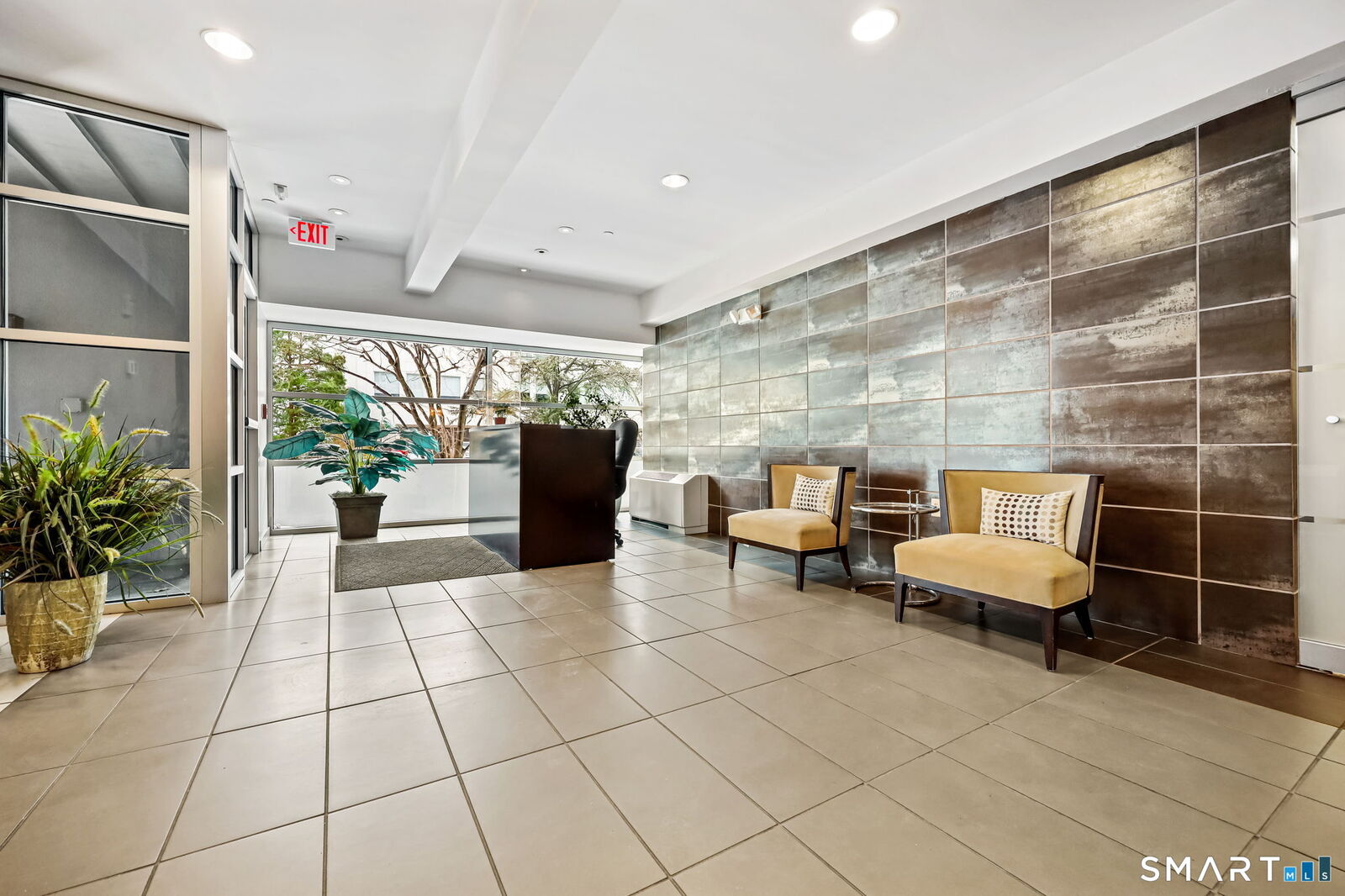 Property Photo:  1515 Summer Street 601  CT 06905 