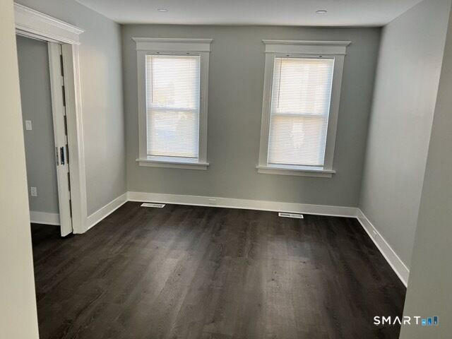 Property Photo:  7 Burritt Avenue  CT 06615 