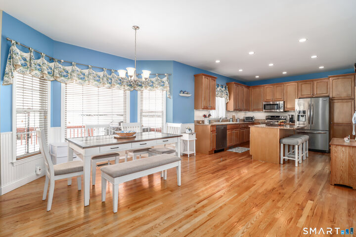 Property Photo:  3 Spring Ridge Court 3  CT 06811 