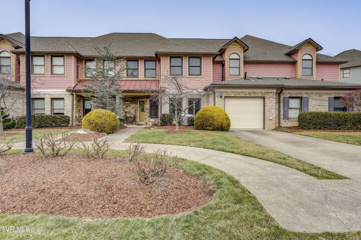 Property Photo:  266 Westshore Pointe 6C  TN 37601 