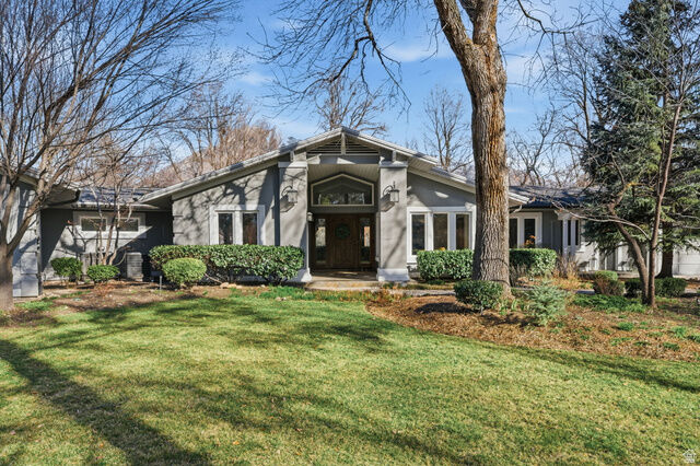 Property Photo:  5575 S Merlyn Cir  UT 84117 