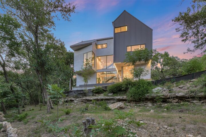 Property Photo:  1115 W 31 St  TX 78705 