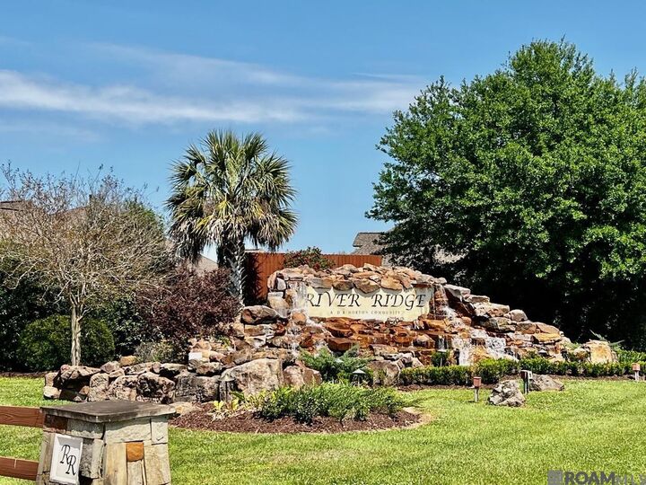 Property Photo:  41152 New Orleans Dr  LA 70778 
