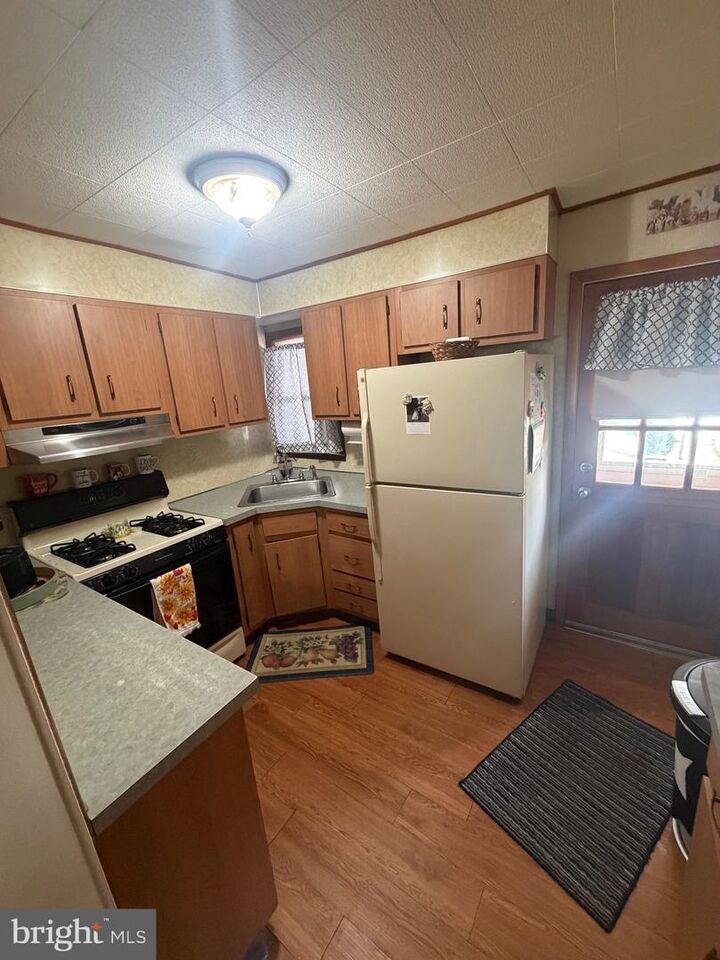 Property Photo:  1629 Lincoln Avenue  PA 19076 