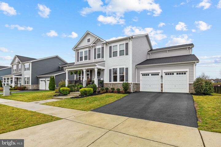 Property Photo:  1148 Athena Drive SE  VA 20175 