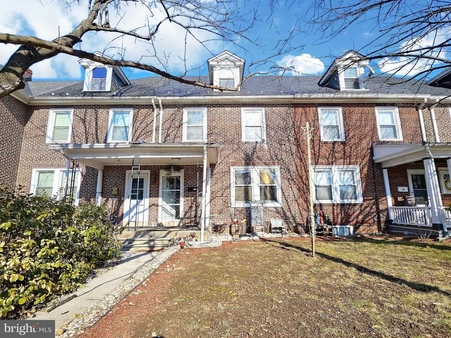 Property Photo:  221 Tulpehocken Avenue  PA 19611 