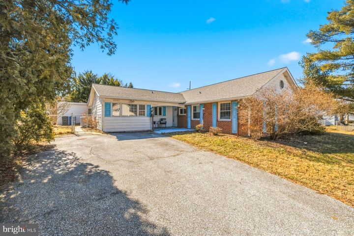 Property Photo:  12707 Beaverdale Lane  MD 20715 