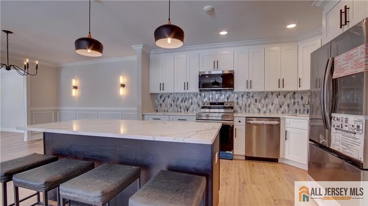 Property Photo: 16 Alexander Hamilton Court B NJ 08831