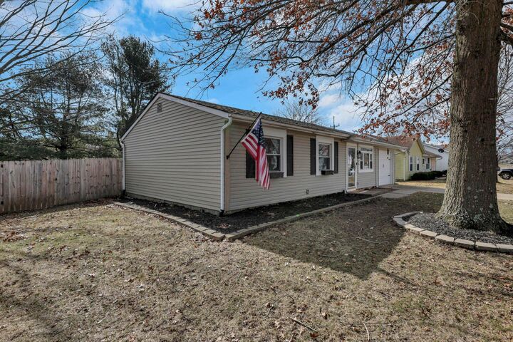 Property Photo:  426 Ridgemere Way  OH 43130 