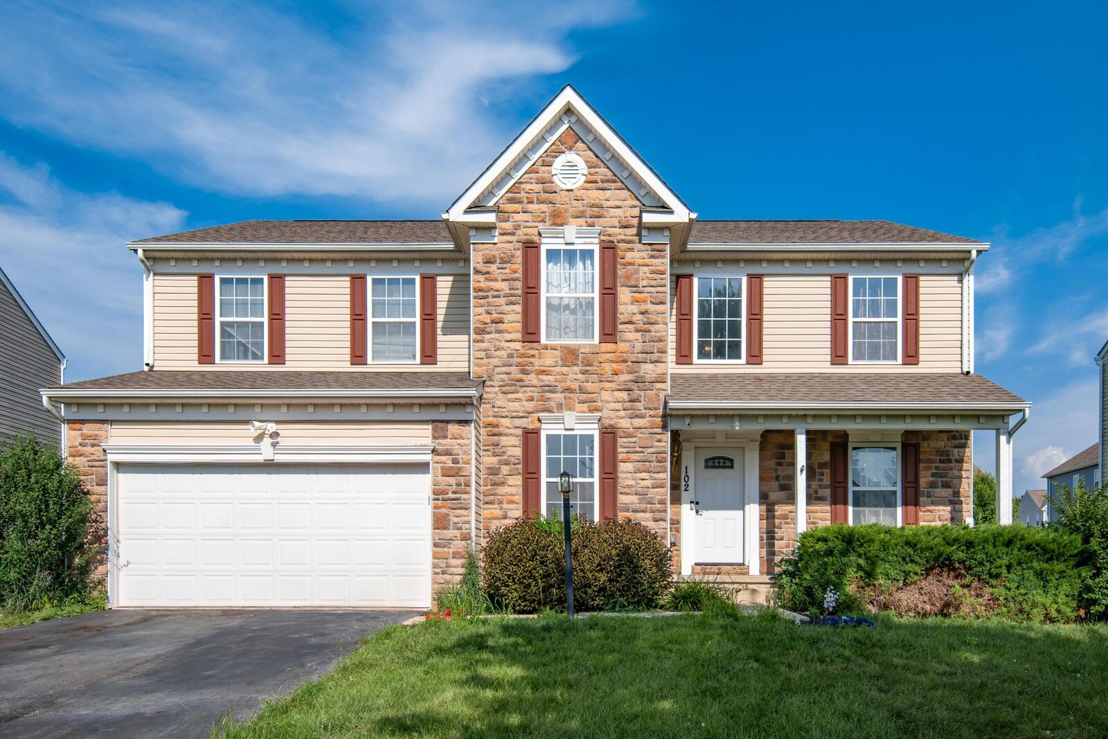 Property Photo:  102 Parkdale Drive  OH 43031 