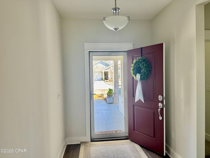 Property Photo:  102 Drews Lane  FL 32405 