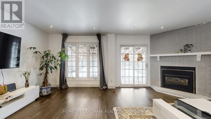 Property Photo: 81 Stirling Crescent ON L3R 7J8