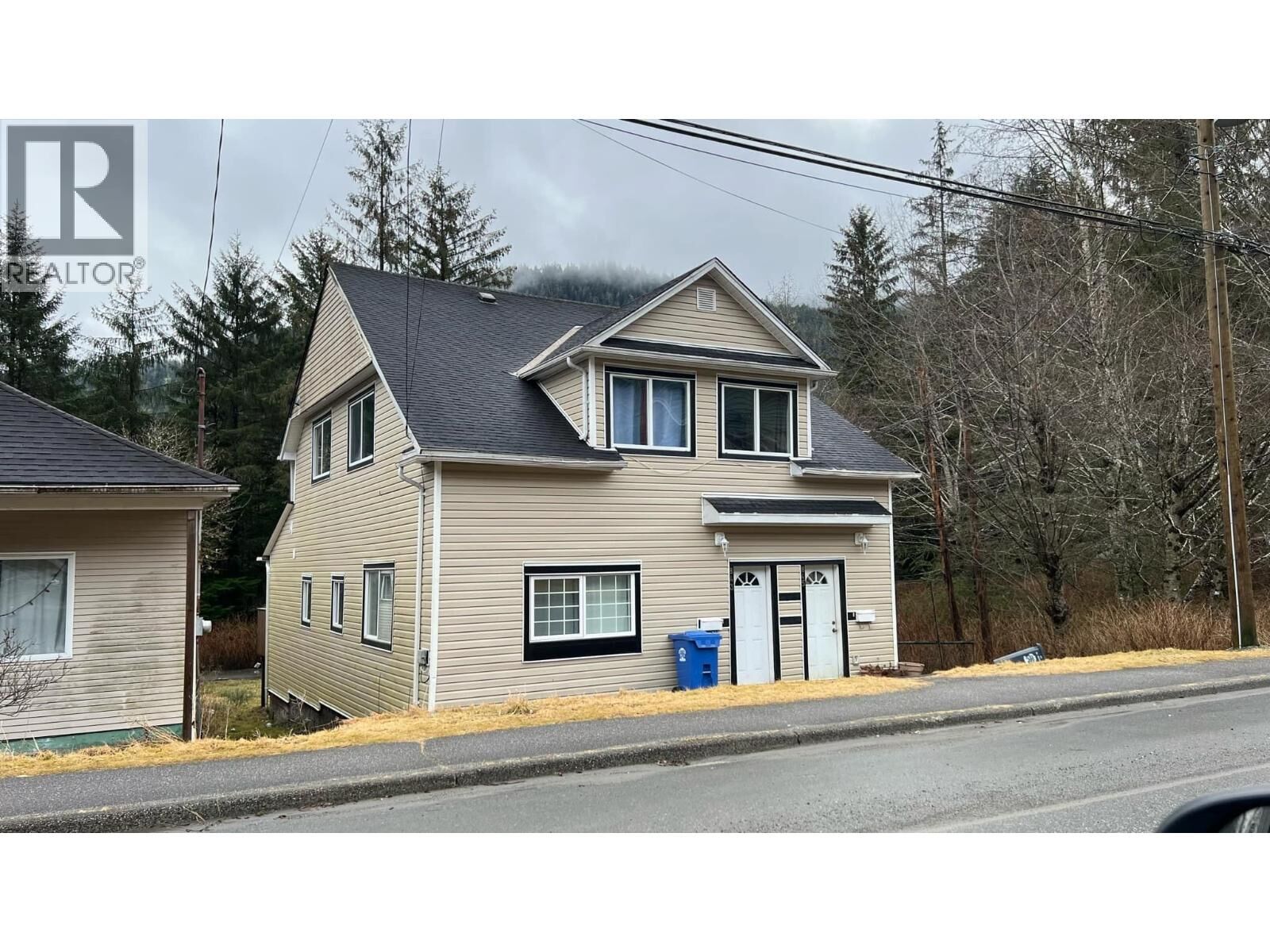 Property Photo: 845 Comox Avenue BC V8J 2T4