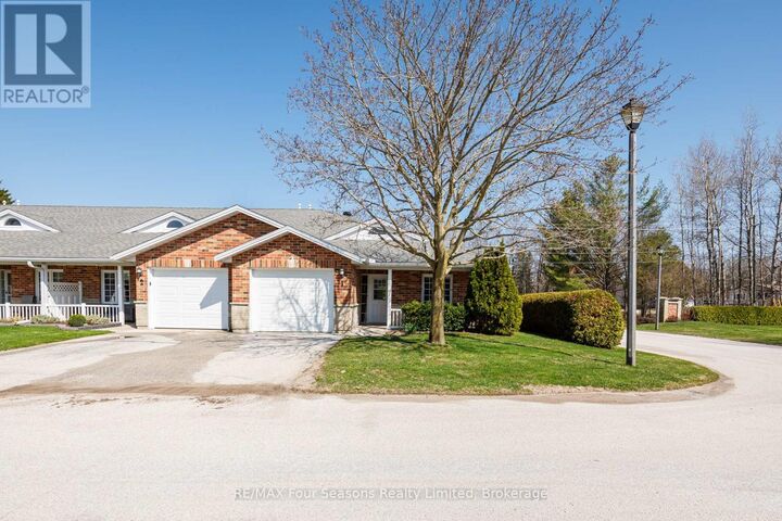 Property Photo: 275 Huron Street 1 ON L0M 1S0