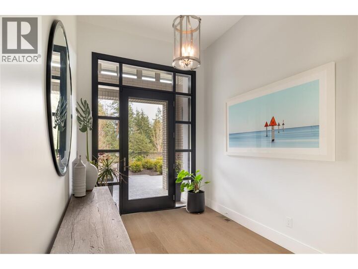 Property Photo: 689 Birdie Lake Place BC V1H 2L3