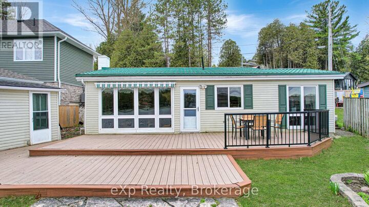 Property Photo: 209 Lake Rosalind Road 2 ON N4N 3B9