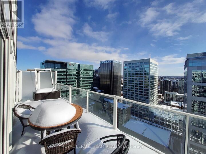 Property Photo:  199 Slater Street 2204  ON K1P 0C8 