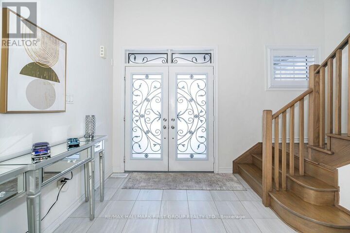 Property Photo:  5 Toulouse Street  ON L1P 0J2 