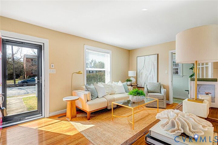 Property Photo: 4410 Fitzhugh Avenue VA 23230