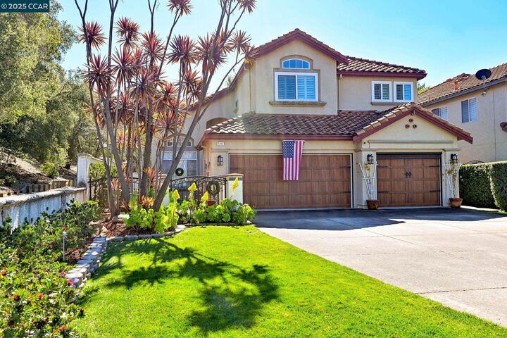 Property Photo: 5233 Boulder Ct CA 94521