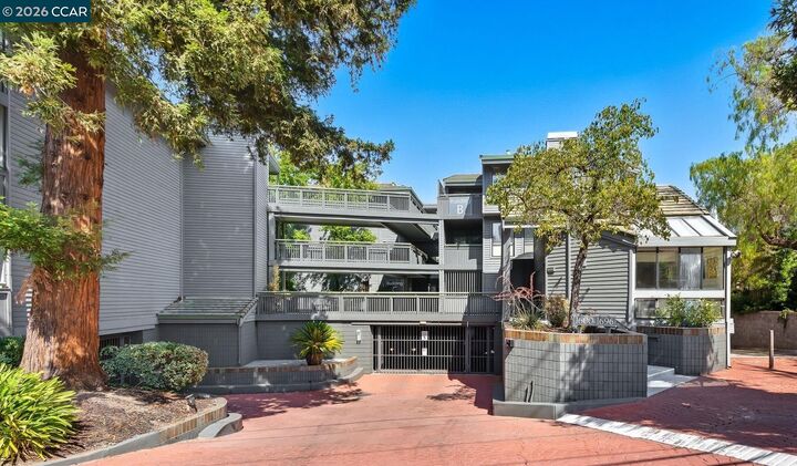 Property Photo: 1696 San Miguel Dr CA 94596