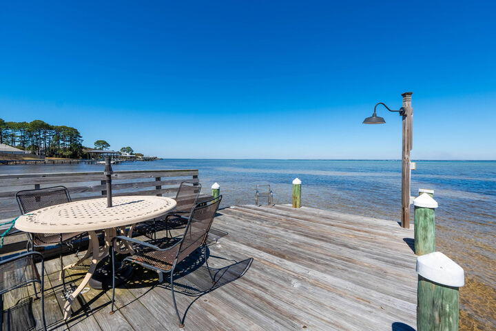 Property Photo:  29 Garden Bay Court  FL 32550 