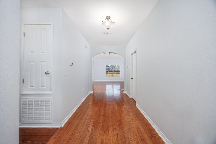 Property Photo: 160 Concert Court FL 32439