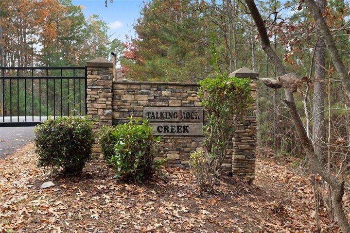 Property Photo:  172 Hunter Drive  GA 30175 