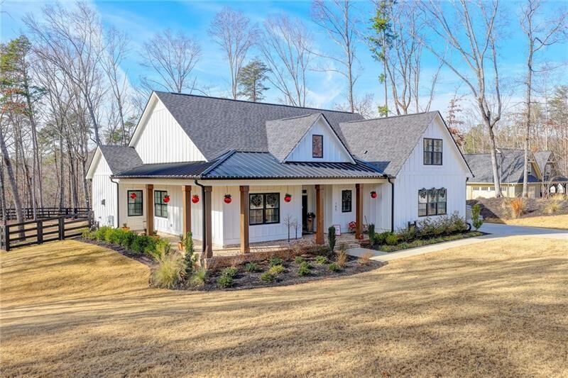Property Photo: 165 Birmingham Road GA 30107