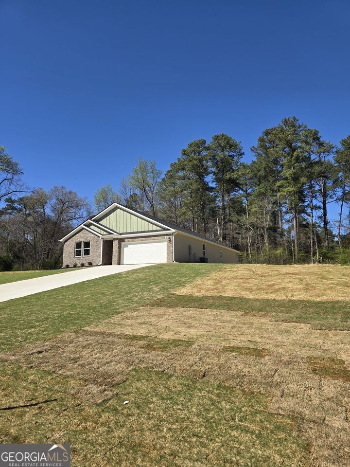 Property Photo:  239 Swan Lake Road  GA 30281 