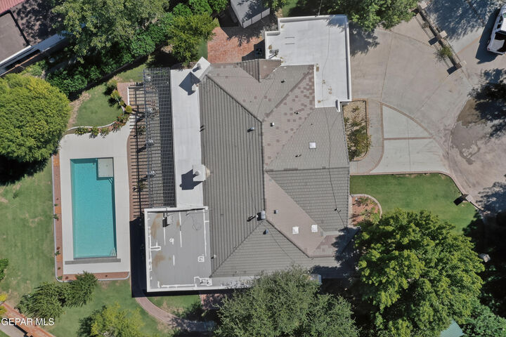 Property Photo: 5238 White Oak Drive TX 79932