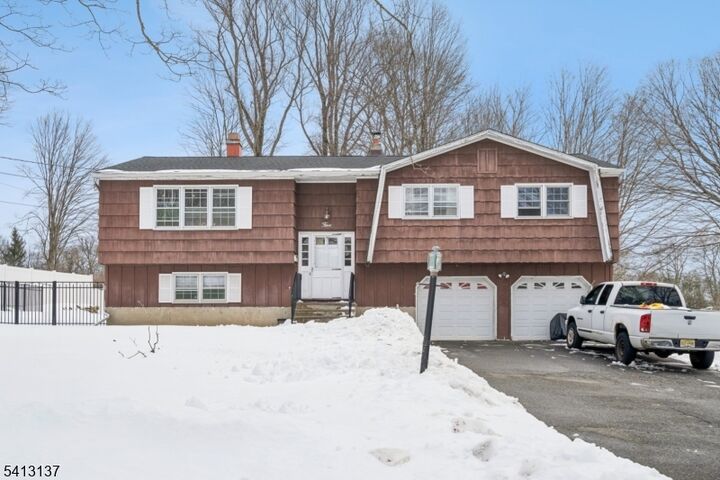 Property Photo:  5 Summit Ave  NJ 07828 