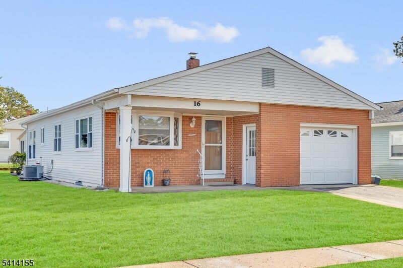 Property Photo: 16 Calalou Ct NJ 08757