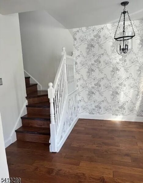 Property Photo:  15 Birchwood Road Ondo  NJ 07921 